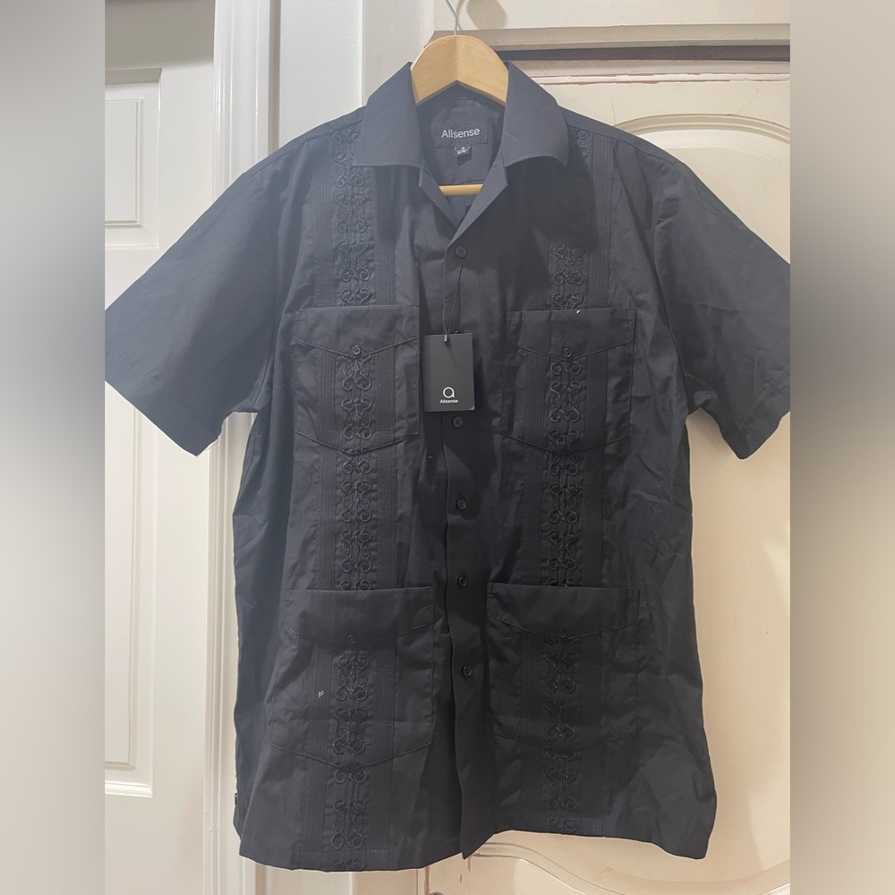 Men’s short sleeve relaxed fit black Cuban guayabera, button down shirt